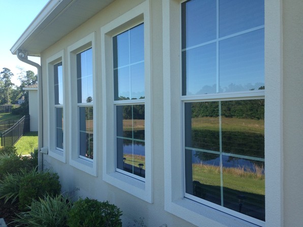 Sunrooms Glass Windows Vs Acrylic Windows For Florida Homes Lifestyle Remodeling Tampa Bay Sunrooms Walk In Tubs Patio Enclosures Patio Covers And Window Installations